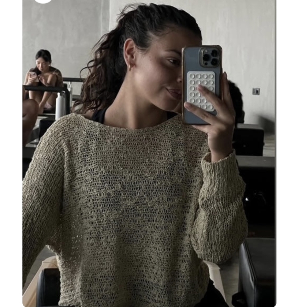 Island and Tribe Knits 419 Soho Pullover- S